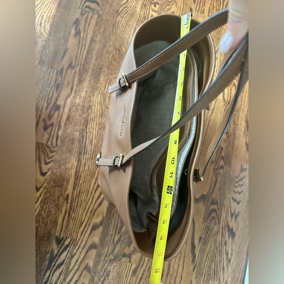 Michael Kors Large Tote Bag - Picture 3 of 5